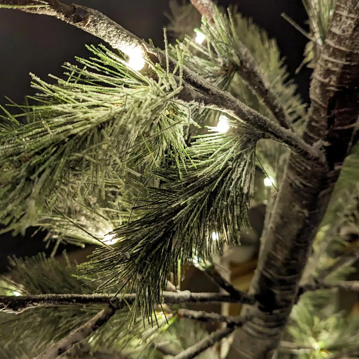 KAEMINGK Arbre lumineux 72 LED (H150 cm) Sapin Alpin Vert enneigé et Blanc chaud Discount