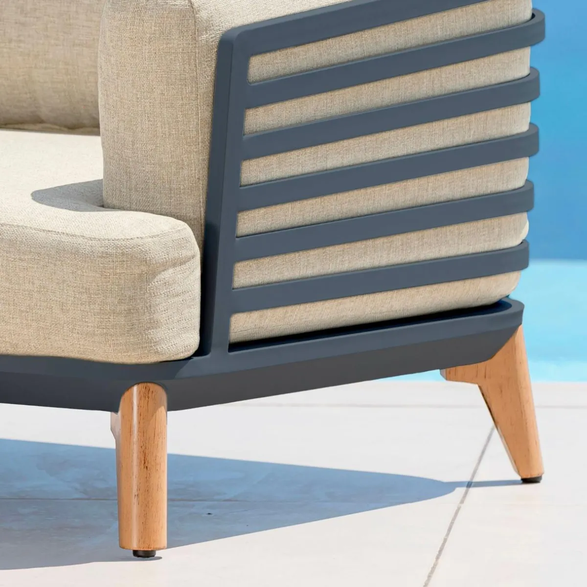 MOBELLIA Canapé de jardin en aluminium 3 places Monte Carlo Gris anthracite et beige Anthracite - Beige Outlet
