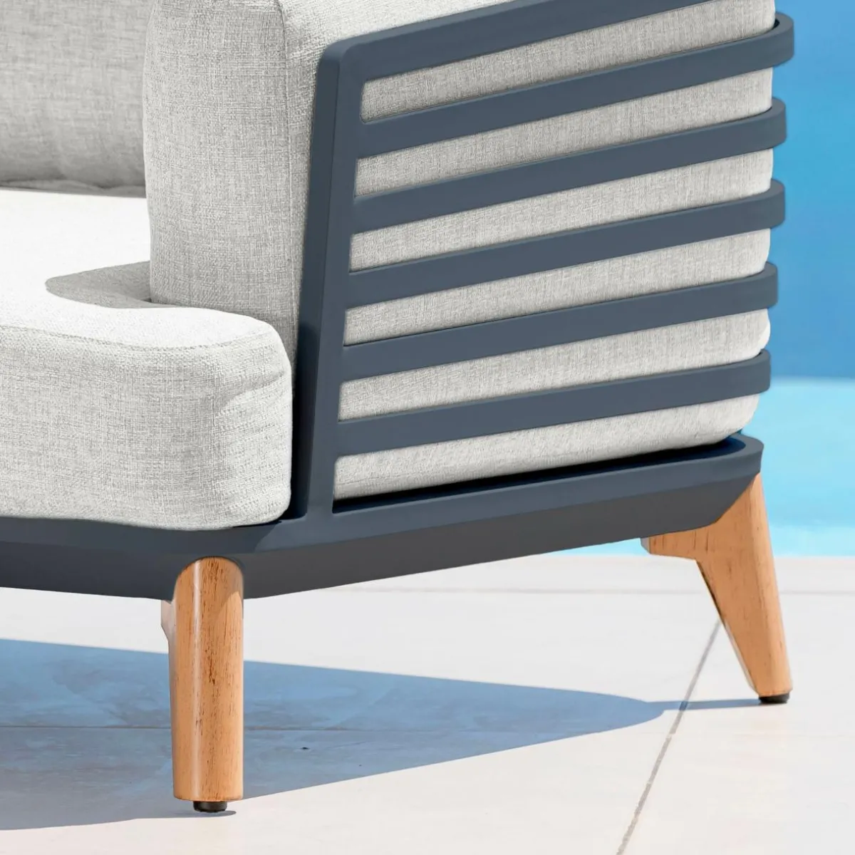 MOBELLIA Canapé de jardin en aluminium 2 places Monte Carlo Gris anthracite et gris clair Anthracite - Gris Clair Outlet