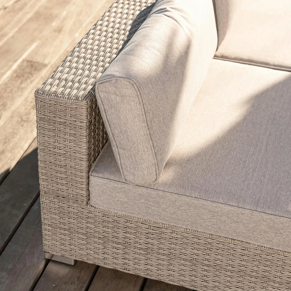 MOBELLIA Chauffeuse de jardin en résine tressée 2 places Palma Gris et taupe Tressé Blanc - Taupe