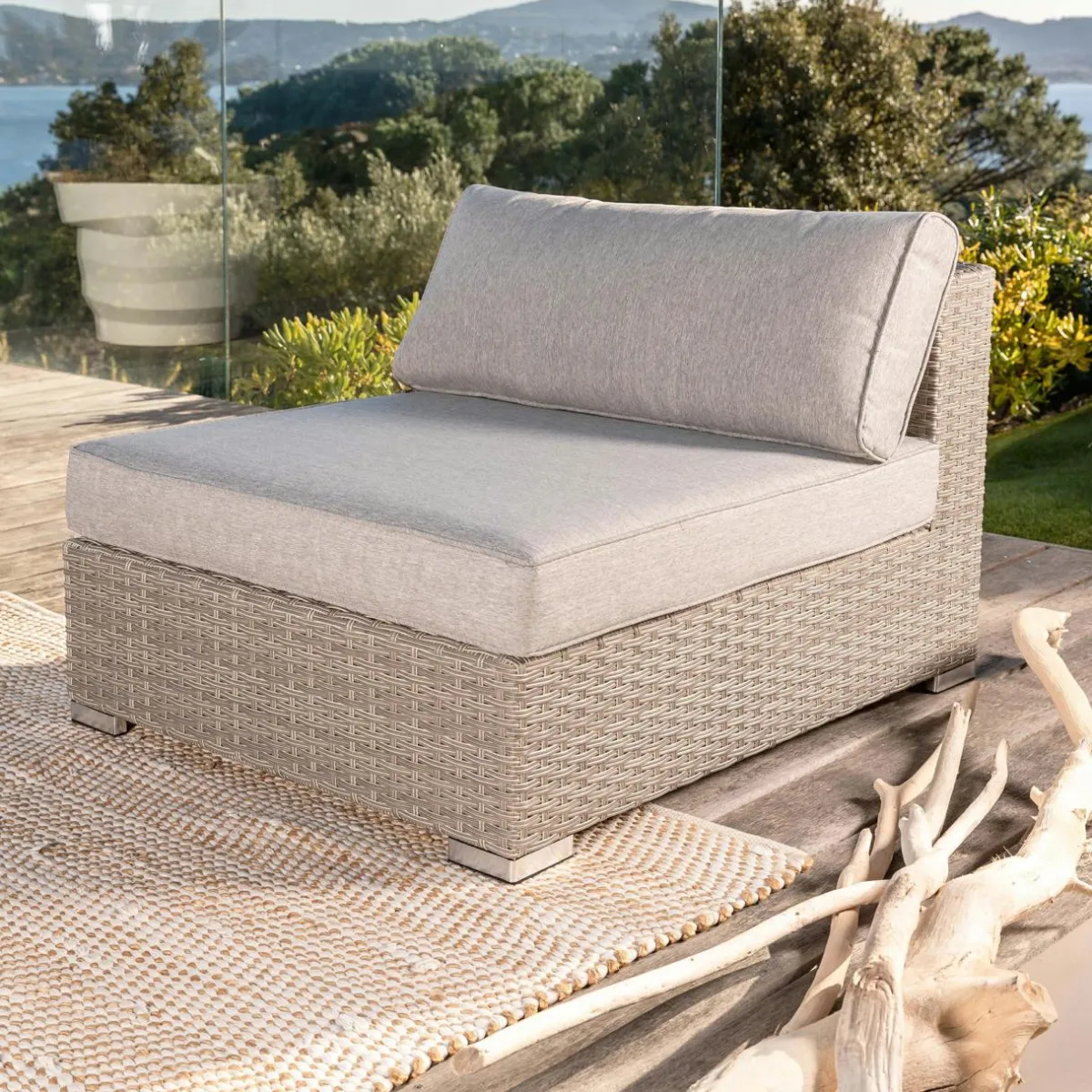 MOBELLIA Chauffeuse de jardin en résine tressée Palma Gris et taupe Tressé Gris - Taupe Clearance