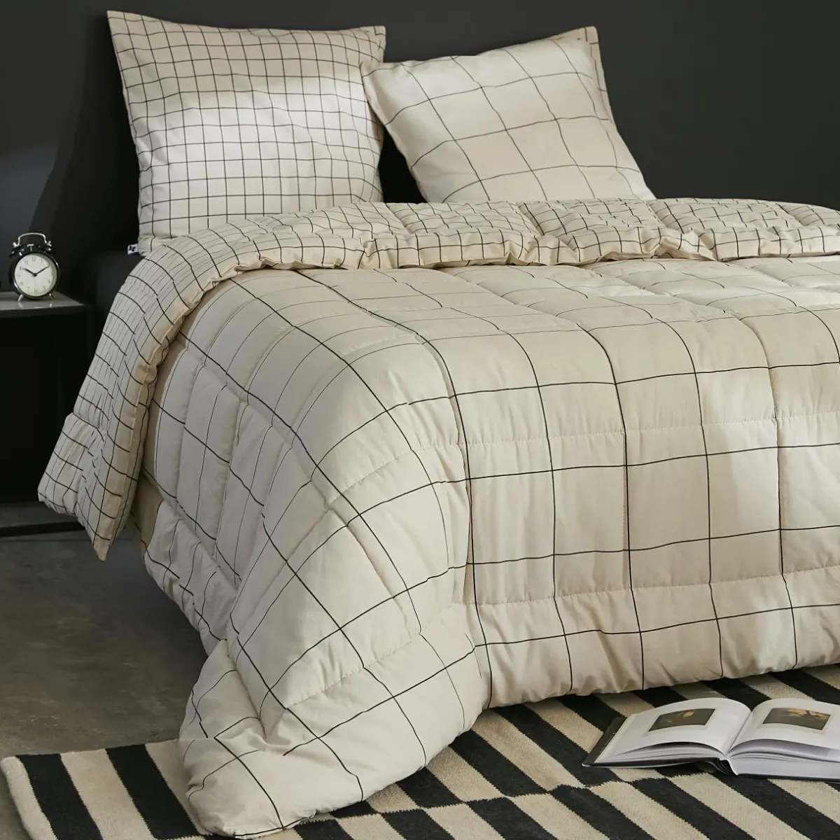 L'EFFET PAPILLON Couette imprimée et une taie d'oreiller (140 x 200 cm) Carrie Beige Clearance