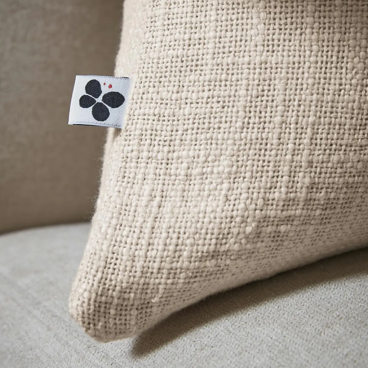 L'EFFET PAPILLON Coussin carré coton (45 x 45 cm) Sixtine Beige Clearance