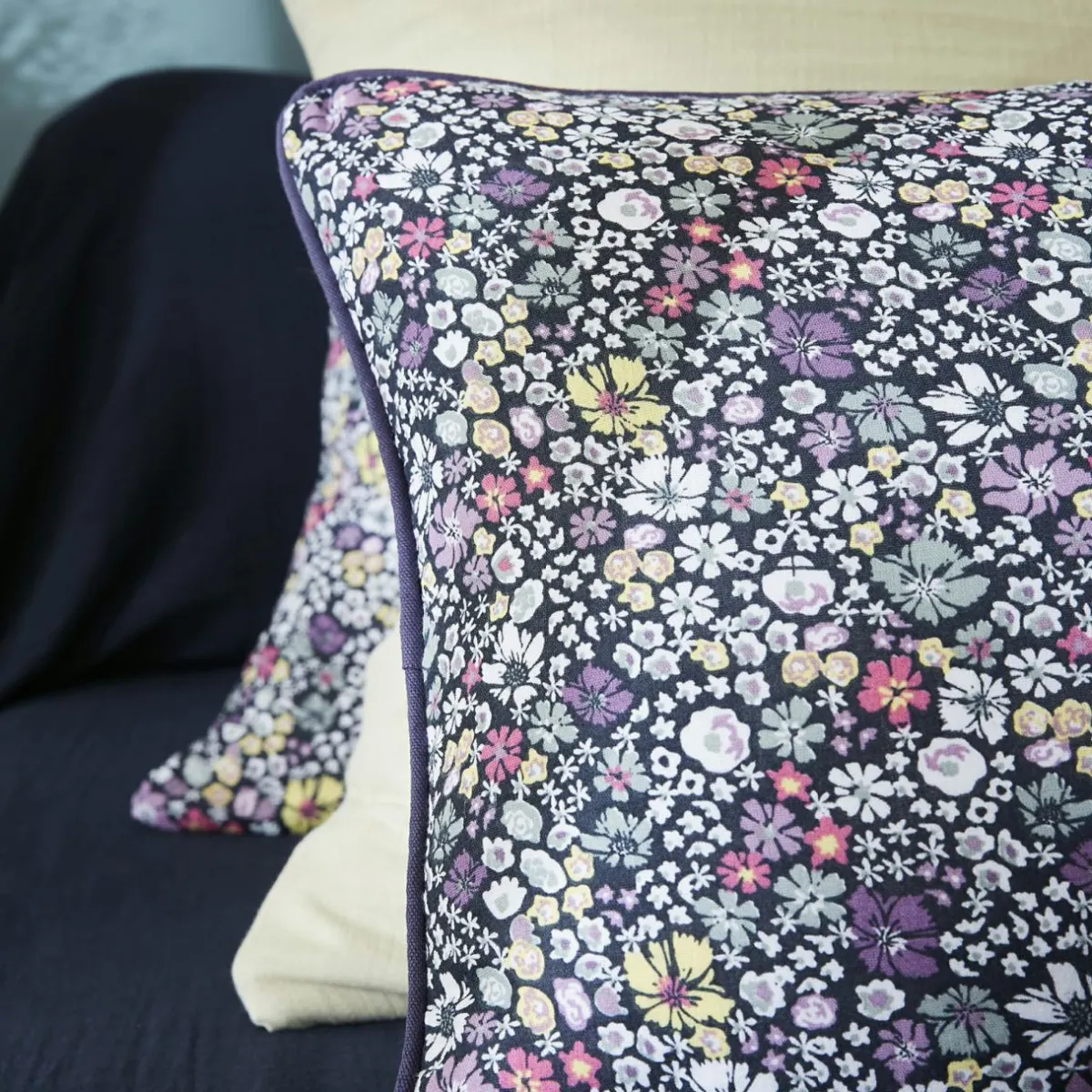 EMINZA Coussin carré gaze de coton (45 x 45 cm) Elya Violet Outlet