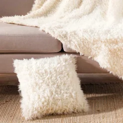 douceur d'intu017drieur Coussin carré imitation fourrure (45 x 45 cm) Mouton Ecru Sale