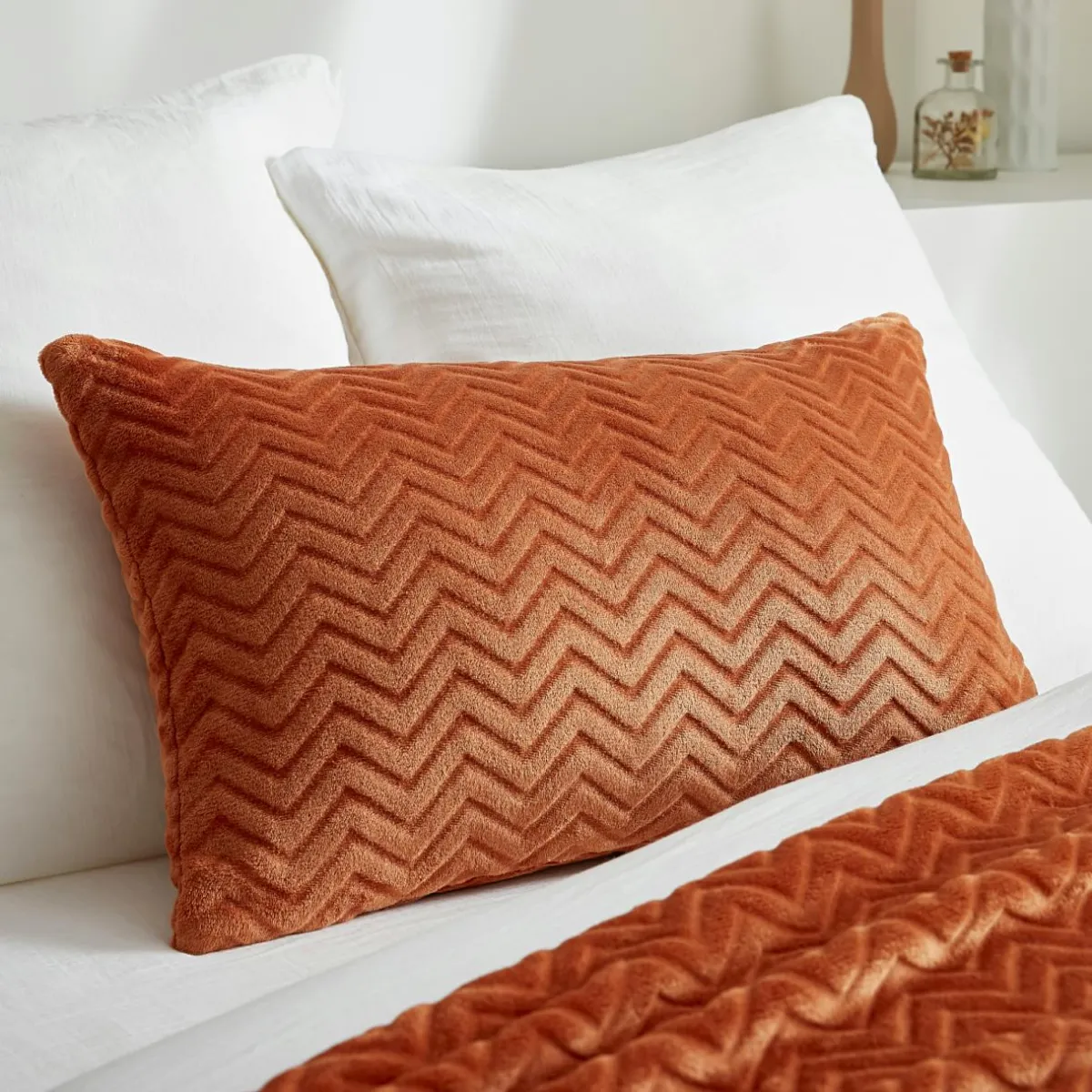 EMINZA Coussin rectangulaire flanelle (40 x 60 cm) Zag Cuivre Clearance