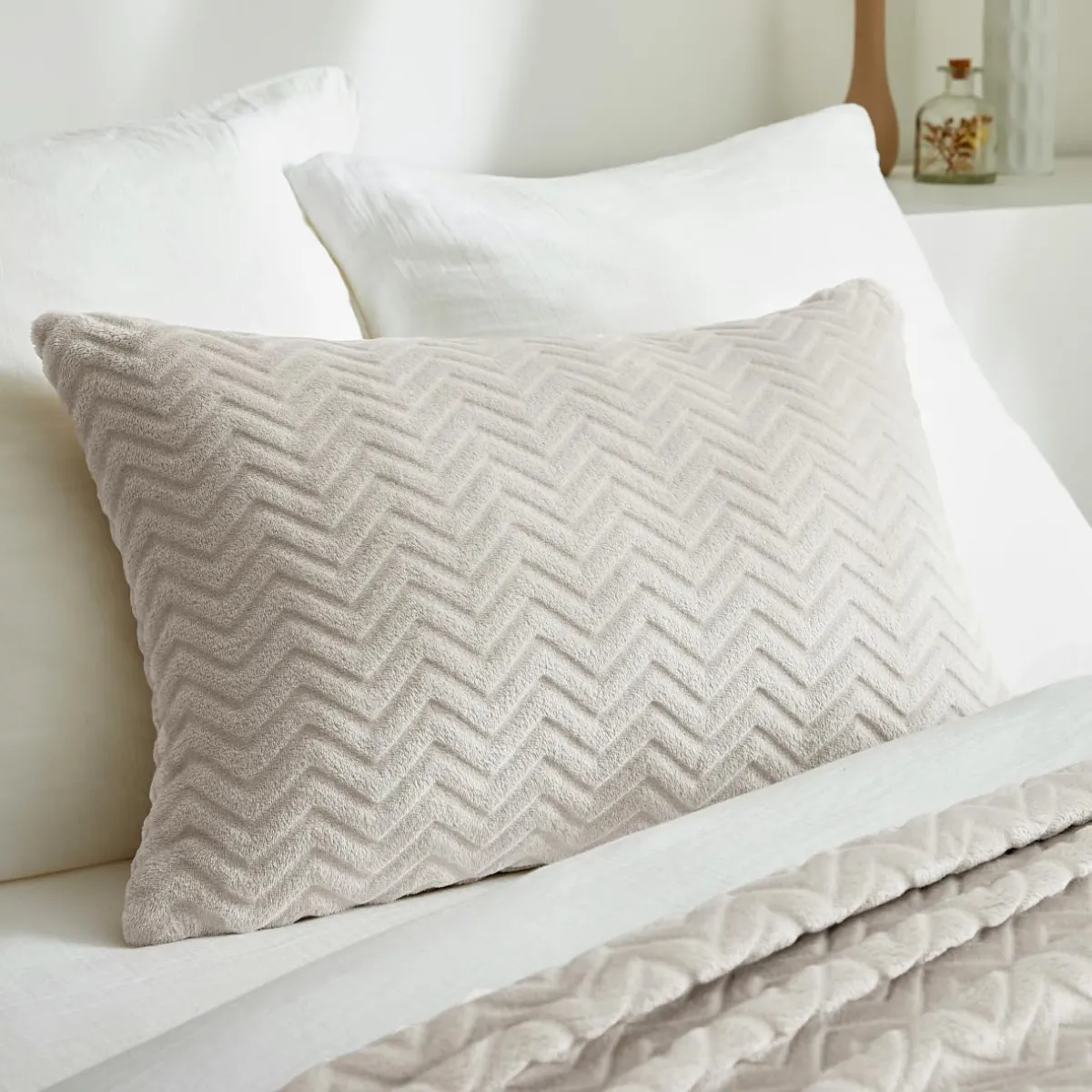 EMINZA Coussin rectangulaire flanelle (40 x 60 cm) Zag Ecru Online