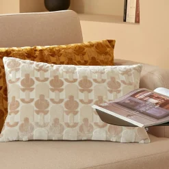 Atmosphera, cru017dateur d'intu017drieur Coussin rectangulaire velours (30 x 50 cm) Luna Ecru Clearance