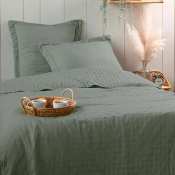 STOF Couvre-lit matelassé et deux taies d'oreiller (260 x 240 cm) Cléo Vert sauge Best