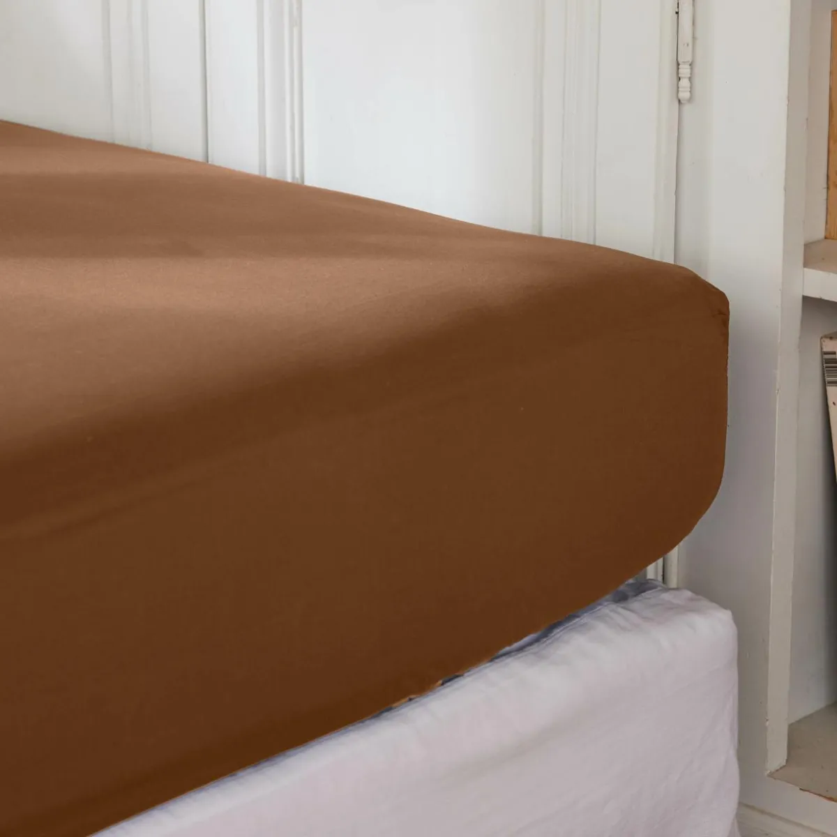 EMINZA Drap housse percale de coton (160 x 200 cm) Cali Marron Chocolat Hot