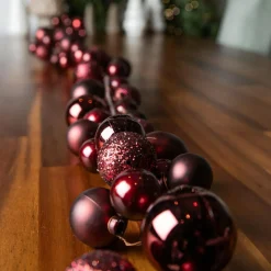 KAEMINGK Guirlande de Noël (180 cm) Boules de Noël Bordeaux Discount