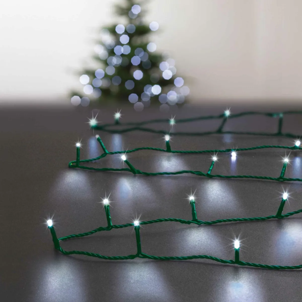 Feeric Lights & Christmas Guirlande lumineuse 30 m 300 LED câble vert Timer Blanc froid Blanc Froid - câble vert Sale