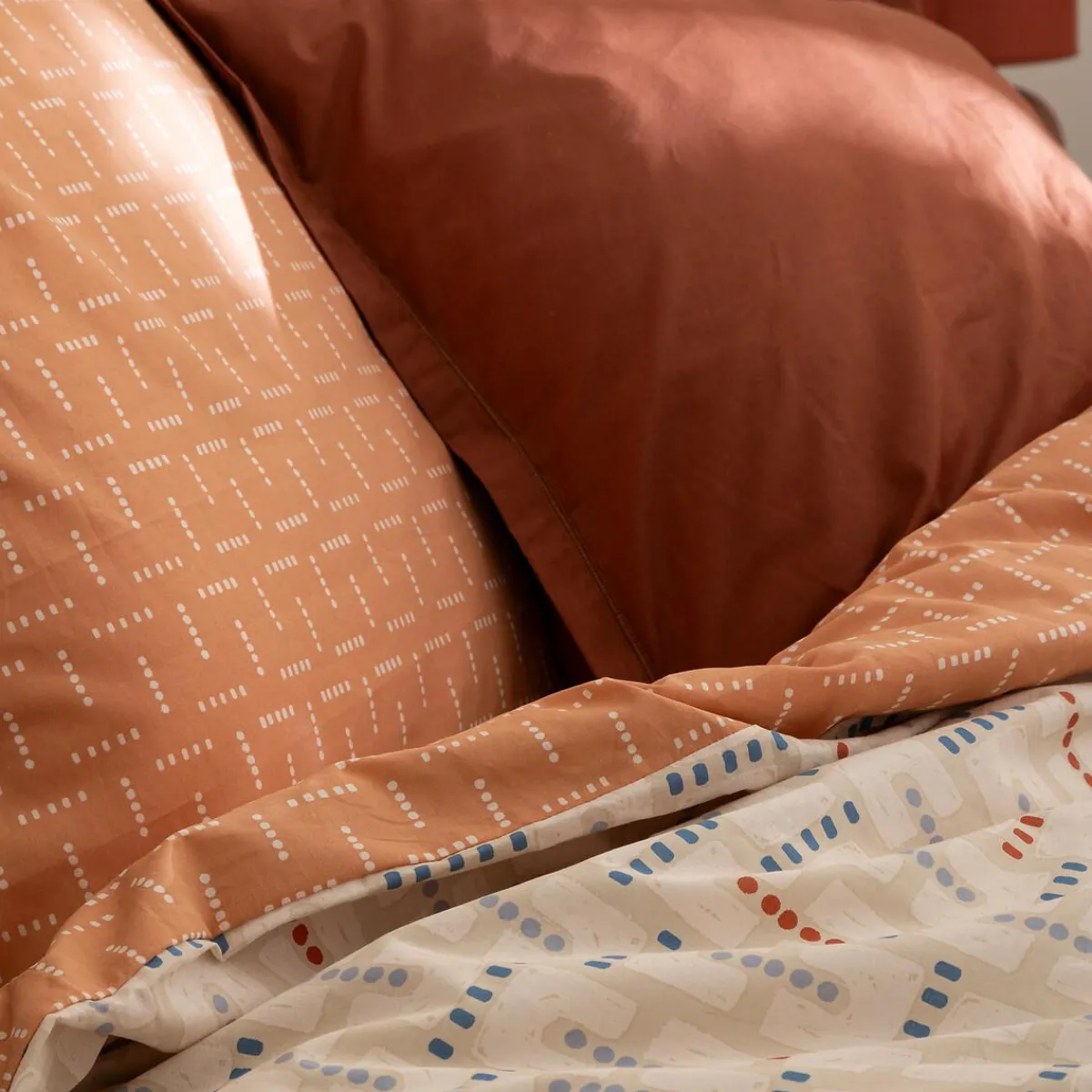 Atmosphera, cru017dateur d'intu017drieur Housse de couette et deux taies coton (240 x 220 cm) Posei Multicolore Discount