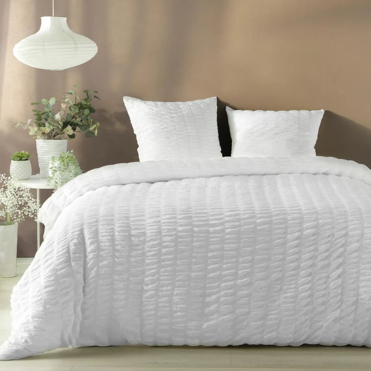 douceur d'intu017drieur Housse de couette et deux taies microfibre plissée (240 x 220 cm) Plissia he Blanc Outlet