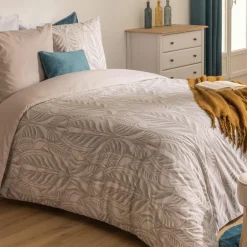 ATMOSPHERA Housse de couette et deux taies coton (240 x 220 cm) Nalh Beige