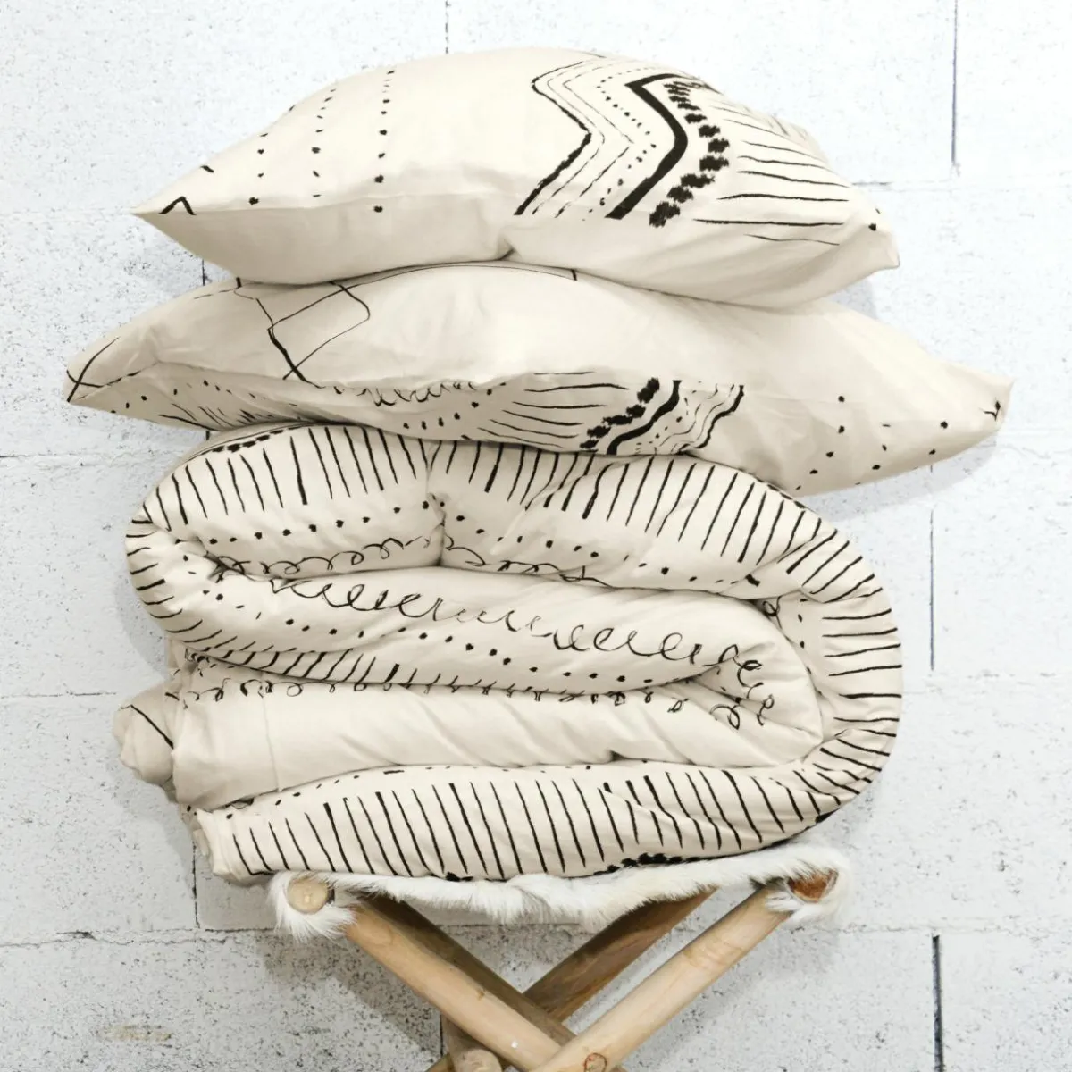 L'EFFET PAPILLON Housse de couette et deux taies coton (200 x 200 cm) Berbère e Noir Best