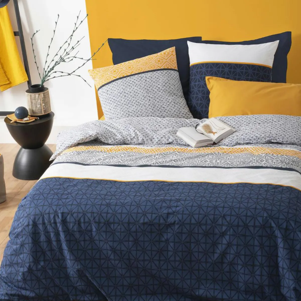 ATMOSPHERA Housse de couette et deux taies coton (240 x 220 cm) Ray Etni e Bleu New