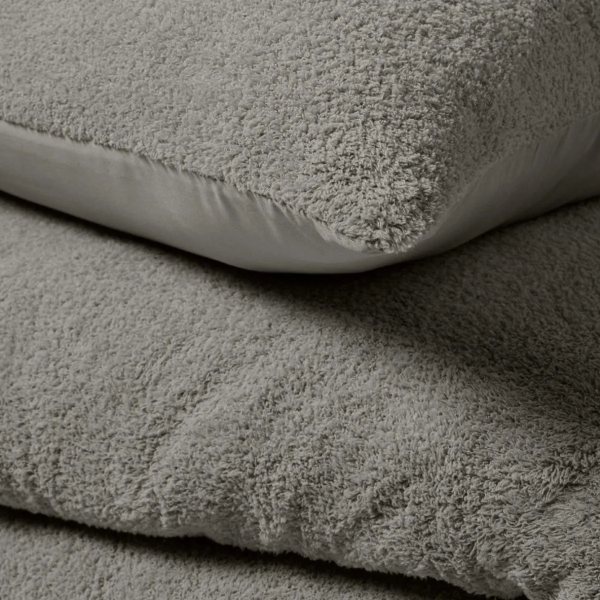 douceur d'intu017drieur Housse de couette et deux taies d'oreiller bouclette (240 x 220 cm) Helena Gris Anthracite Discount