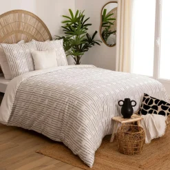 Atmosphera, cru017dateur d'intu017drieur Housse de couette et deux taies coton (240 x 220 cm) Dobby Noire Blanc Hot