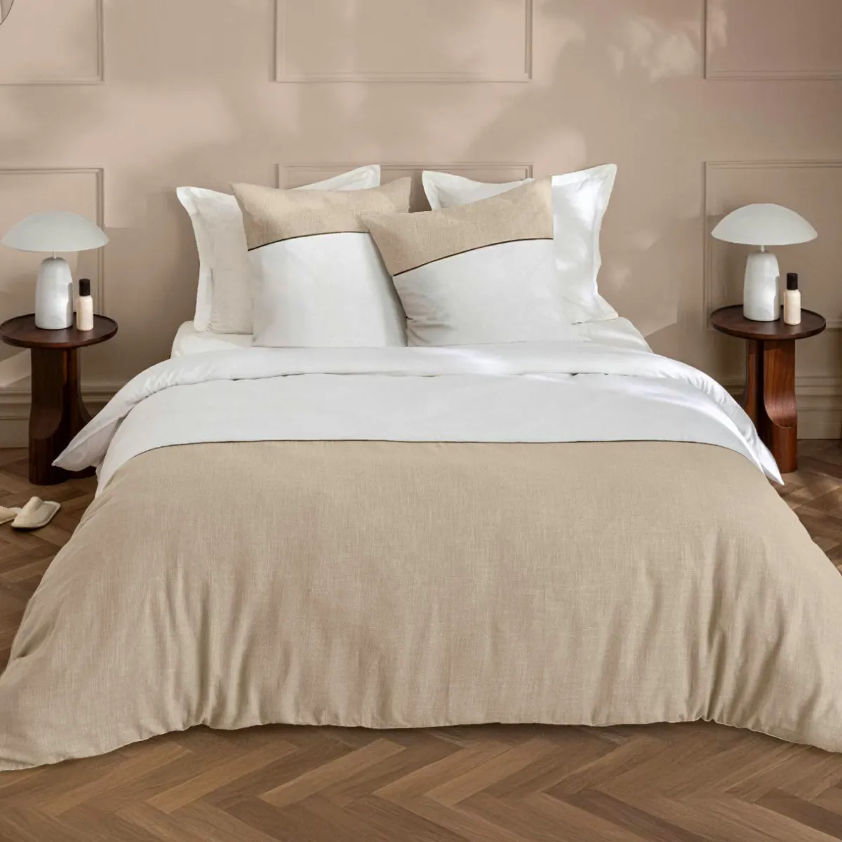 douceur d'intu017drieur Housse de couette et deux taies d'oreiller coton (240 x 220 cm) Gabrielle Beige Clearance