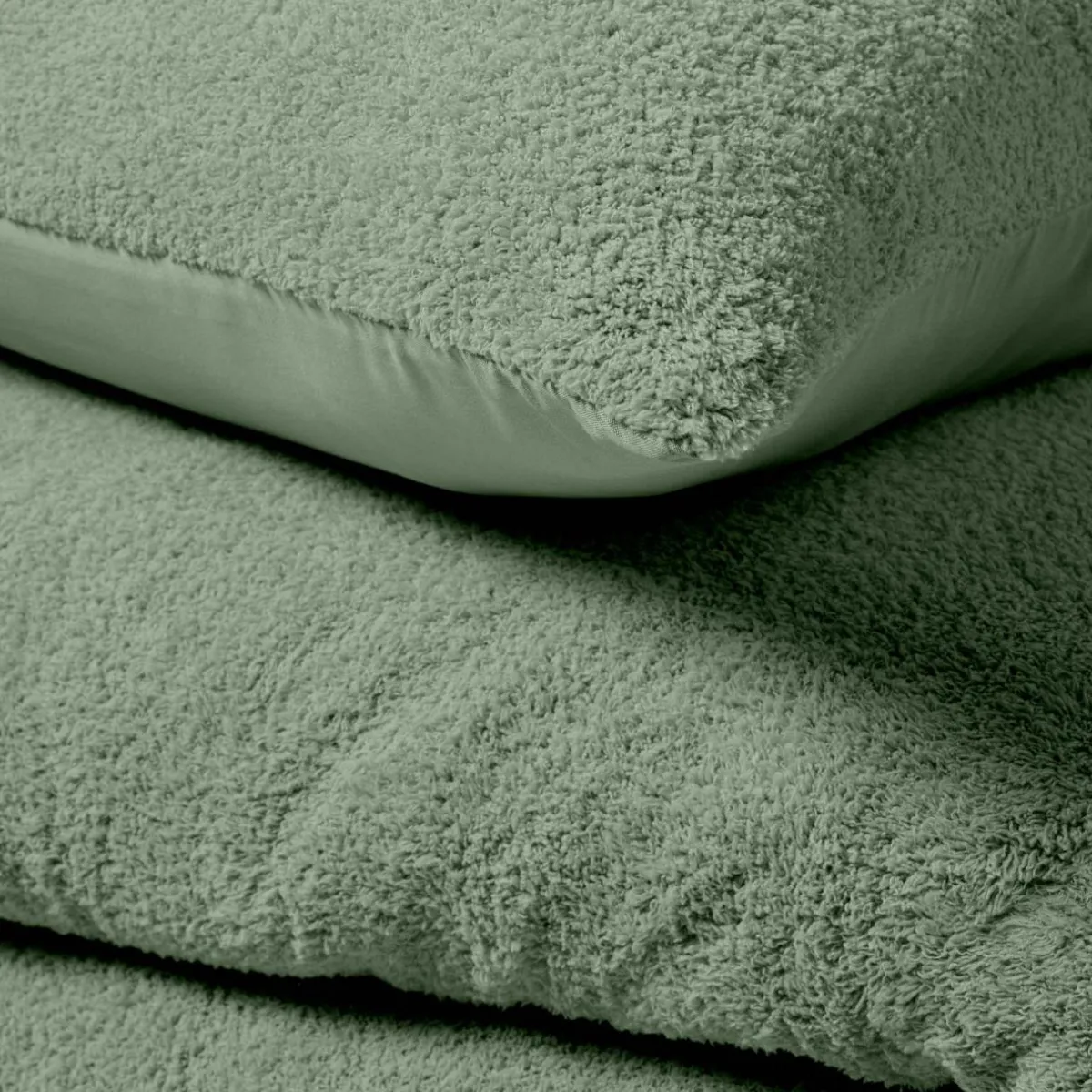 douceur d'intu017drieur Housse de couette et deux taies d'oreiller bouclette (240 x 220 cm) Helena cédre Vert Sale