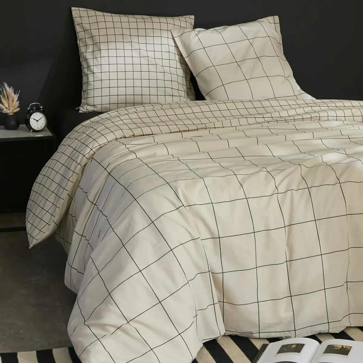 L'EFFET PAPILLON Housse de couette et deux taies coton (200 x 200 cm) Carrie Beige Clearance