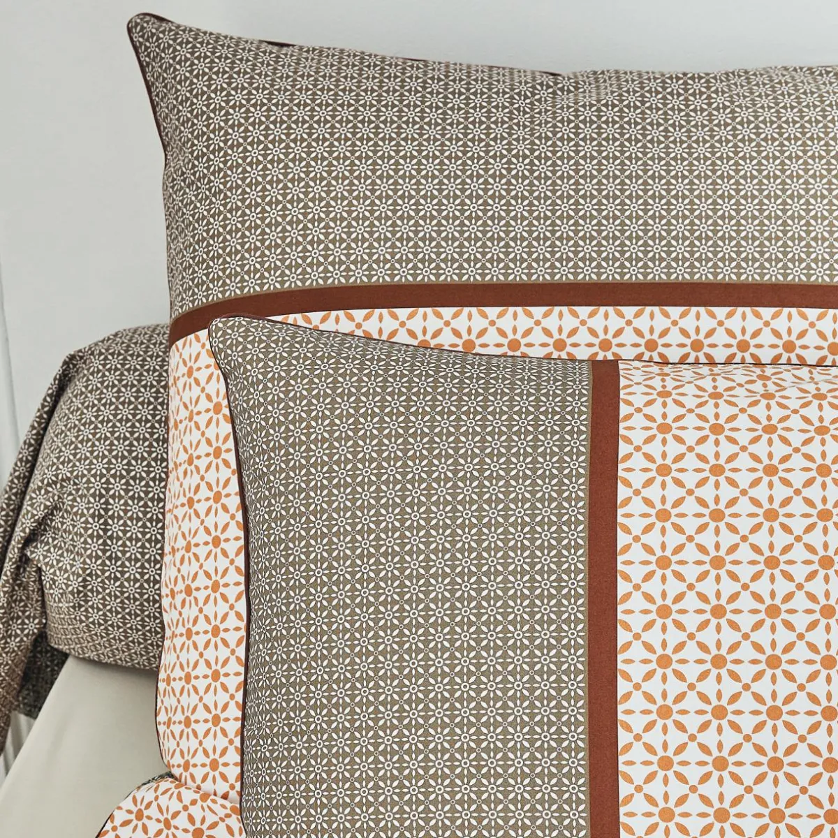 TRADILINGE Housse de couette percale de coton (260 x 240 cm) Gabin Multicolore Discount