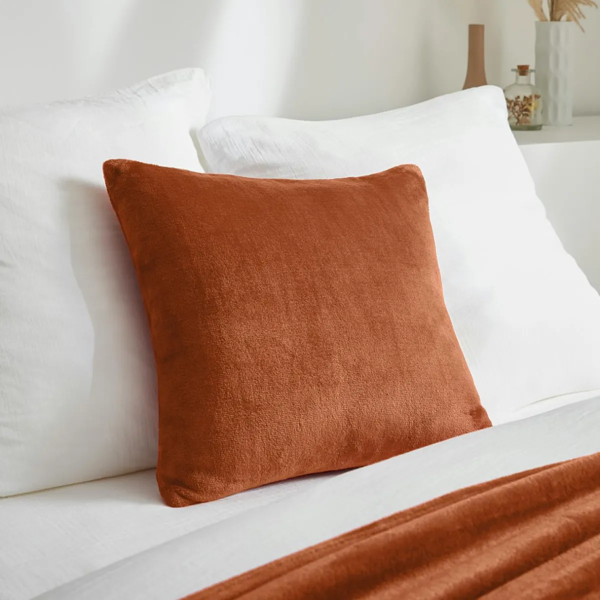 EMINZA Housse de coussin carrée flanelle (45 x 45 cm) Didou Cuivre Sale