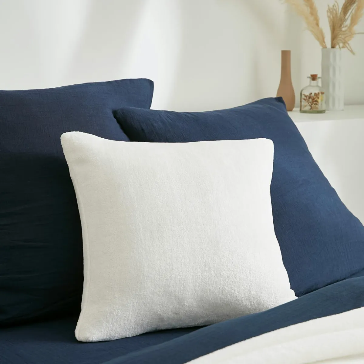 EMINZA Housse de coussin carrée flanelle (45 x 45 cm) Didou Ivoire Clearance