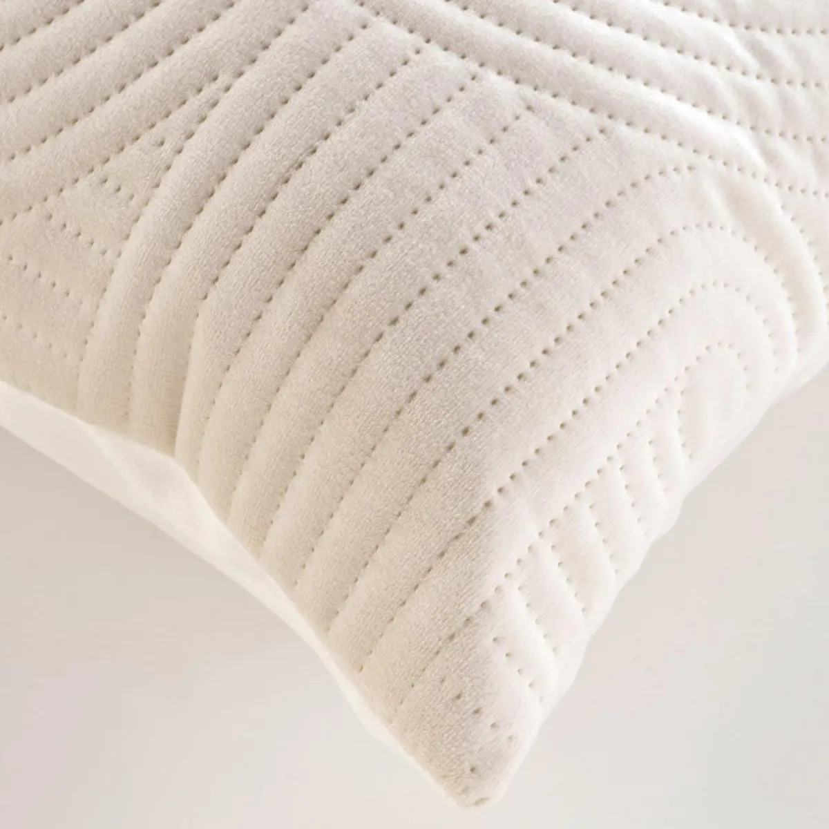 douceur d'intu017drieur Housse de coussin carrée velours (40 x 40 cm) Circles Ecru Sale