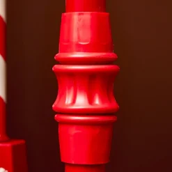 KAEMINGK Lampadaire de Noël illuminé, musical et animé 10 LED (H135 cm) Neige tombante Rouge Clearance