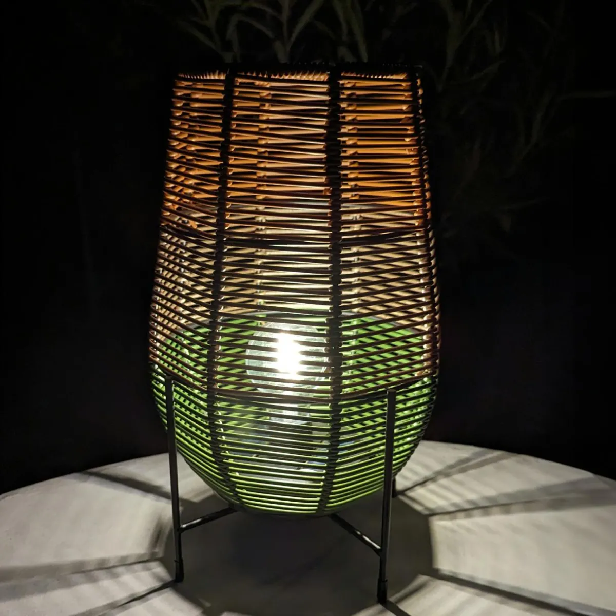 #N/A Lampe de table solaire LED (H31 cm) Vernazza Multicolore Online