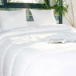 EMINZA Lot Couette chaude anti-acariens (240 x 220 cm) + 2 Oreillers (60 x 60 cm) Comète he Blanc Clearance