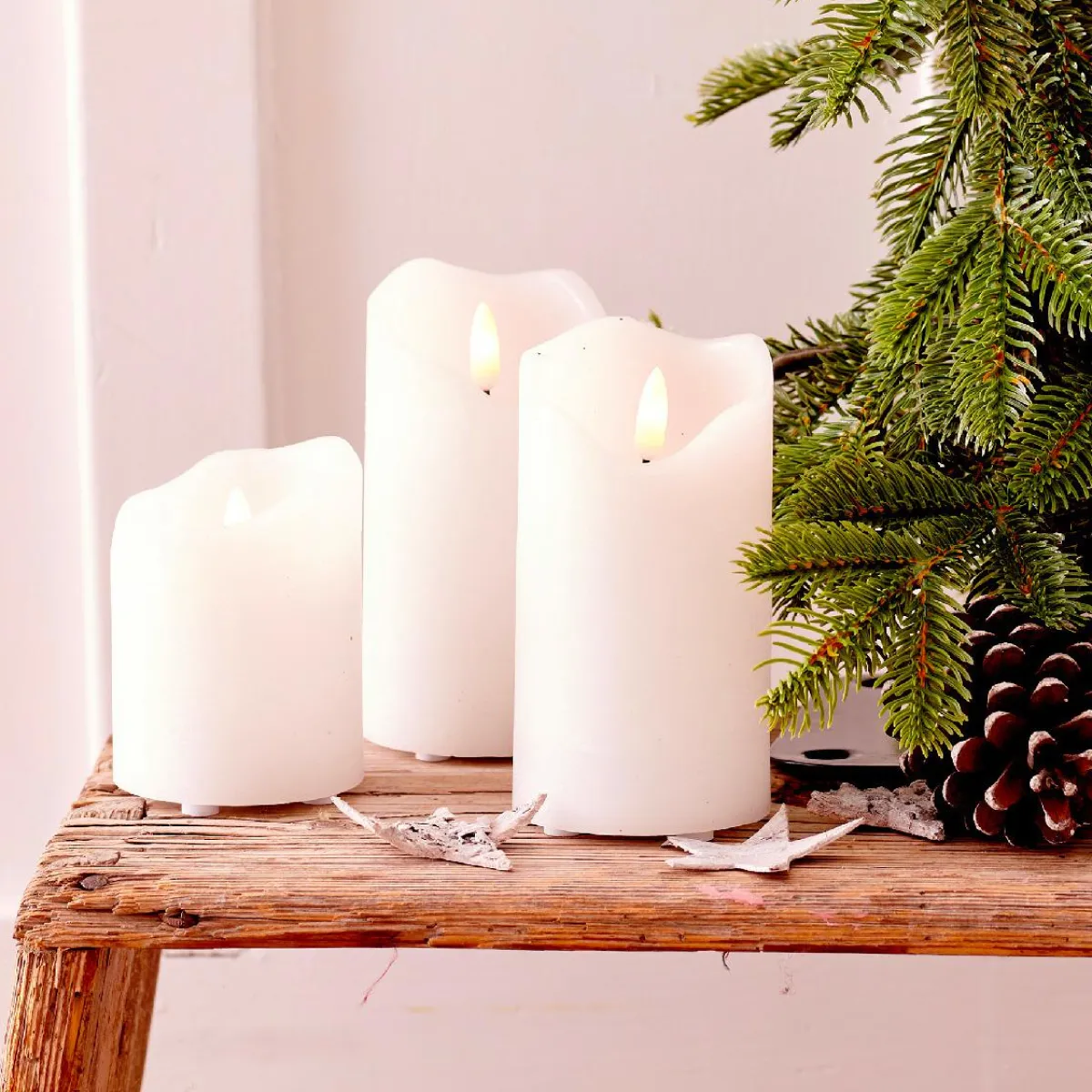 KAEMINGK Lot de 3 bougies LED vacillantes (D7,5 cm) Cire naturelle Blanc
