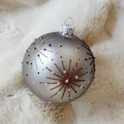 KAEMINGK Lot de 6 boules de Noël (D80 mm) en verre Kery , Noix de pécan et Gris marbre Blanc laine Clearance