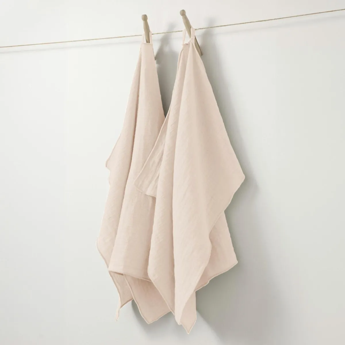 EMINZA Lot de 2 essuie-mains gaze de coton (70 cm) Gaïa Rose poudré Clearance