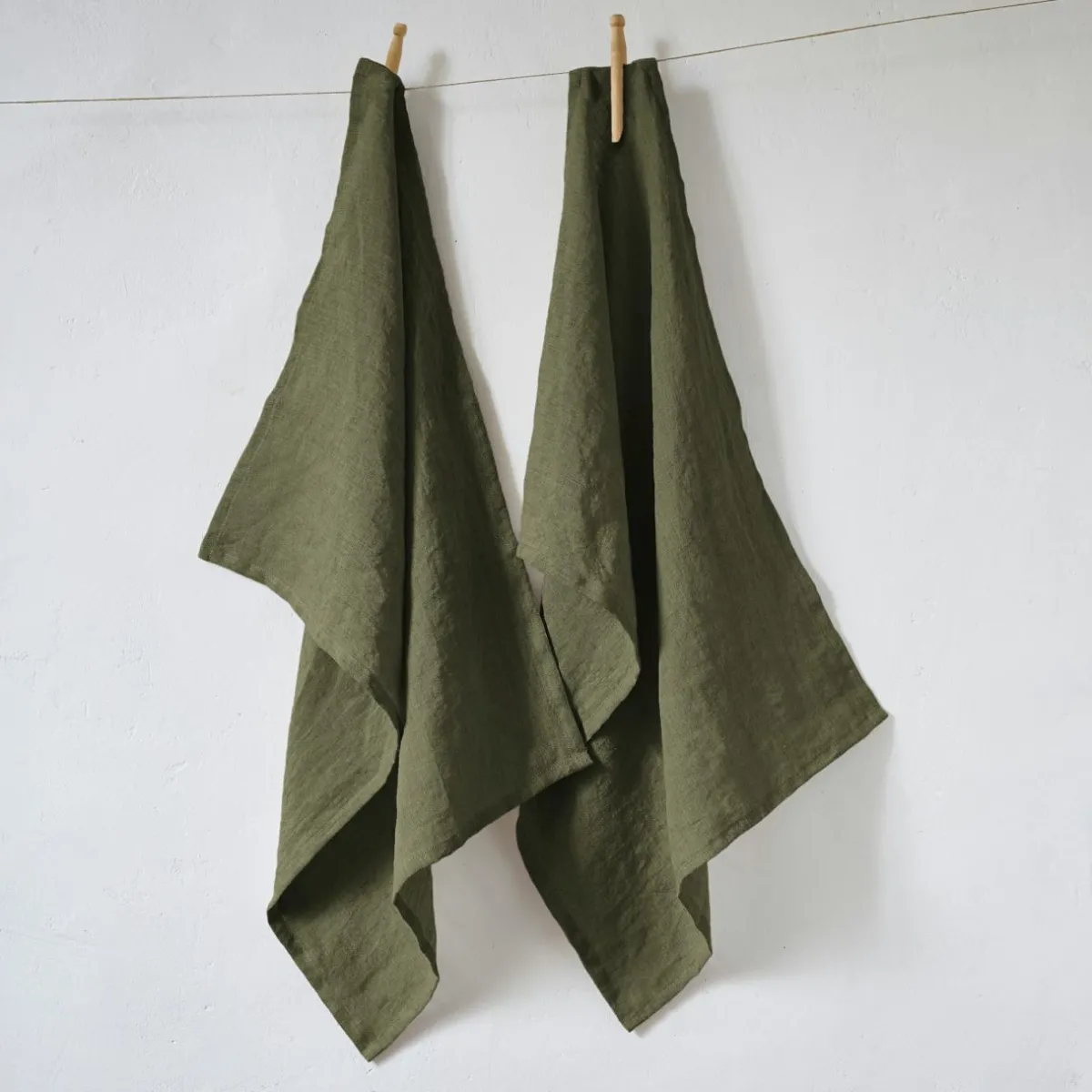 EMINZA Lot de 2 essuie-mains lin lavé (50 x 70 cm) Louise Vert romarin Clearance