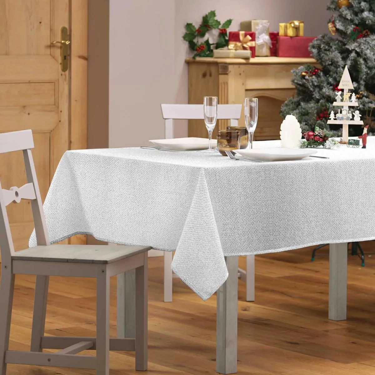 Douceur d interieur Nappe de Noël rectangulaire (140 x 240 cm) Strass Argent Clearance