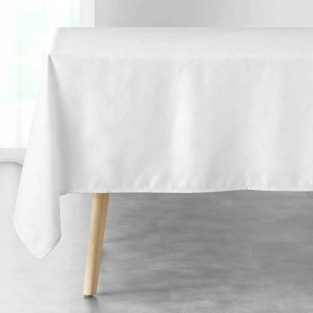 DOUCEUR D'INTERIEUR Nappe de Noël rectangulaire (140 x 240 cm) Etoiles Blanc Sale