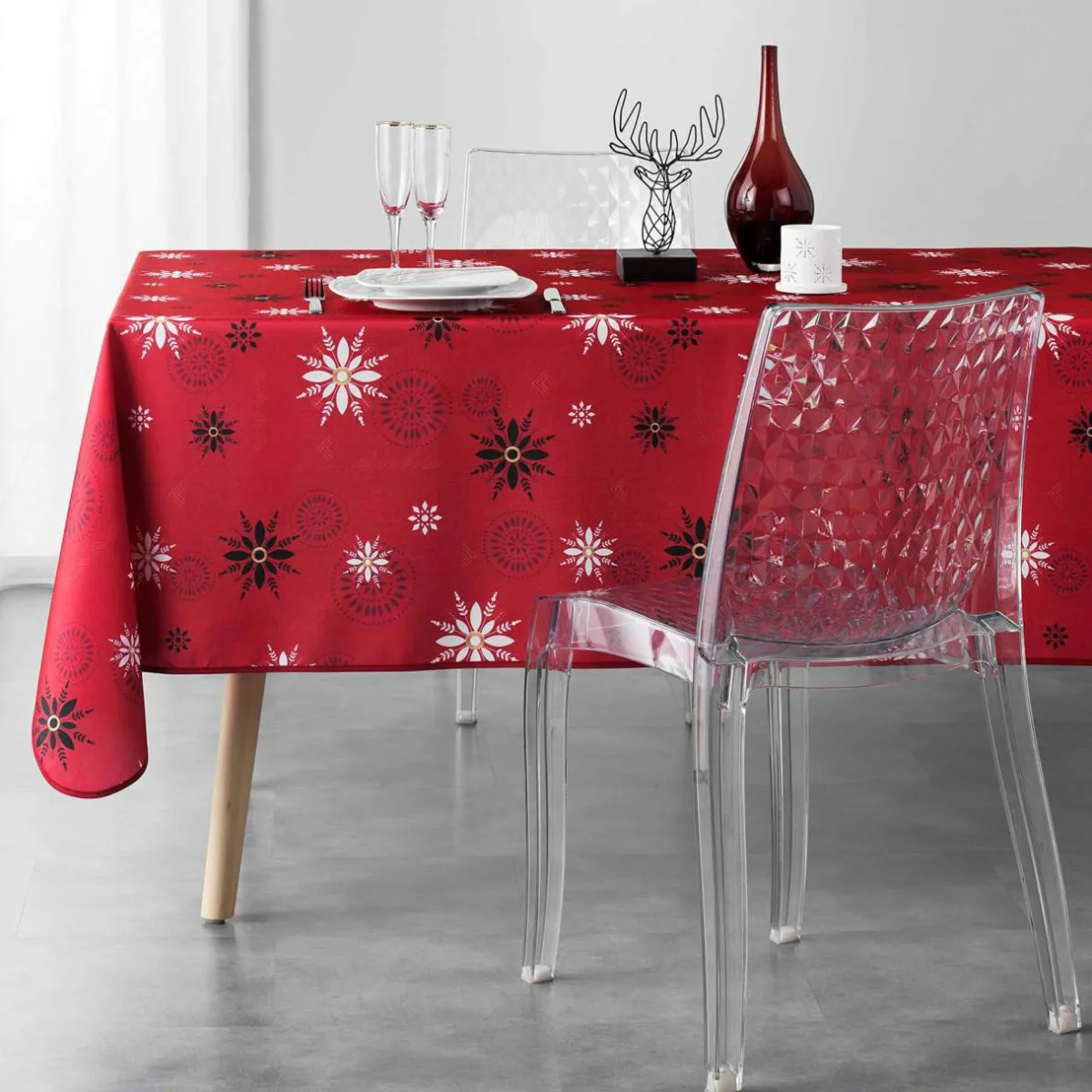 DOUCEUR D'INTERIEUR Nappe de Noël rectangulaire (150 x 240 cm) Enchanté Rouge Best