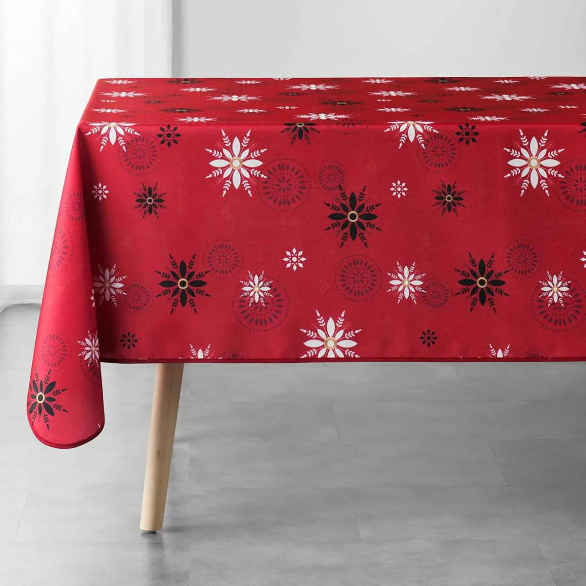 DOUCEUR D'INTERIEUR Nappe de Noël rectangulaire (150 x 240 cm) Enchanté Rouge Best