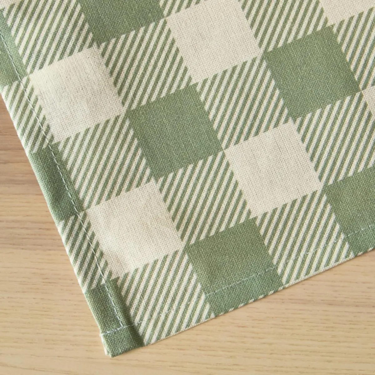 EMINZA Nappe rectangulaire coton enduit (150 x 350 cm) Vichy Vert sauge Outlet