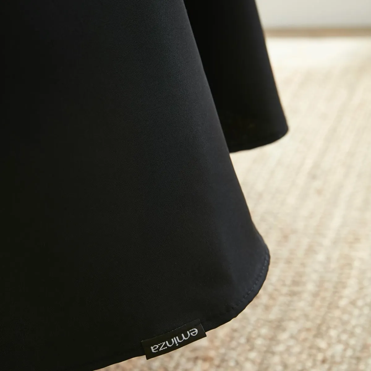 EMINZA Nappe ronde anti tache (180 cm) Elise e Noir Best