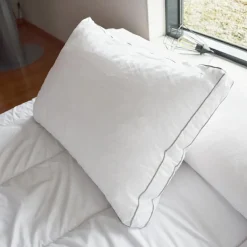 BLEU CALIN Oreiller rectangulaire moelleux (50 x 70 cm) Sensation Duvet Blanc Sale