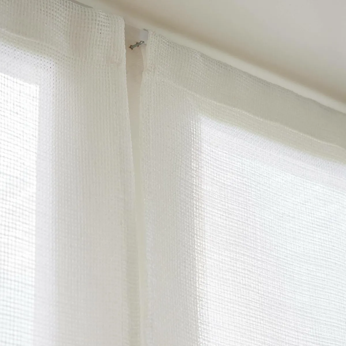 EMINZA Paire de voilages passe-tringle effet lin (60 x 120 cm) Luca Blanc Online