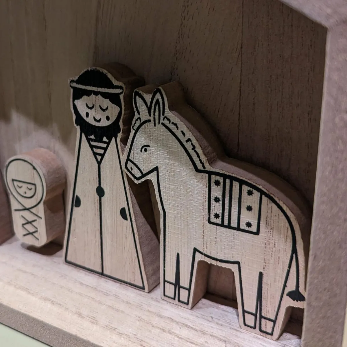 KAEMINGK Petite crèche de Noël en bois (H27 cm) Sainte-Marceline Best