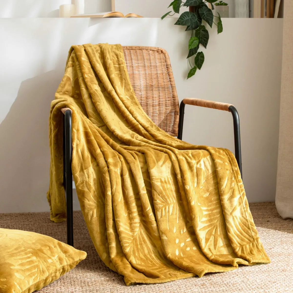 EMINZA Plaid doux flanelle (130 x 180 cm) Flore Jaune moutarde Hot