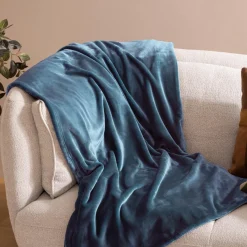 Atmosphera, cru017dateur d'intu017drieur Plaid doux flanelle (180 x 230 cm) Cuddly Bleu foncé Bleu marine Outlet