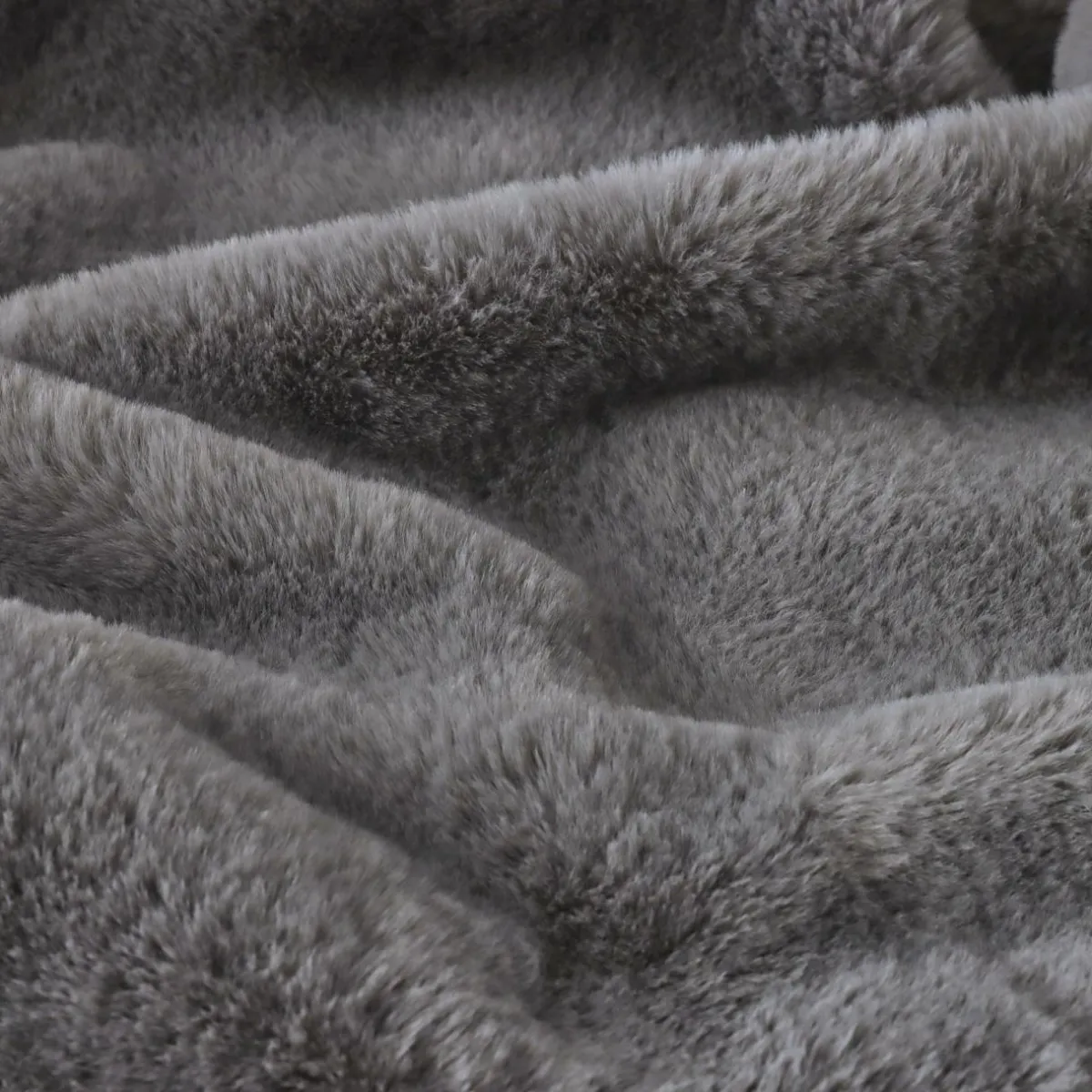 EMINZA Plaid fausse fourrure (140 x 200 cm) Finn Gris Anthracite New