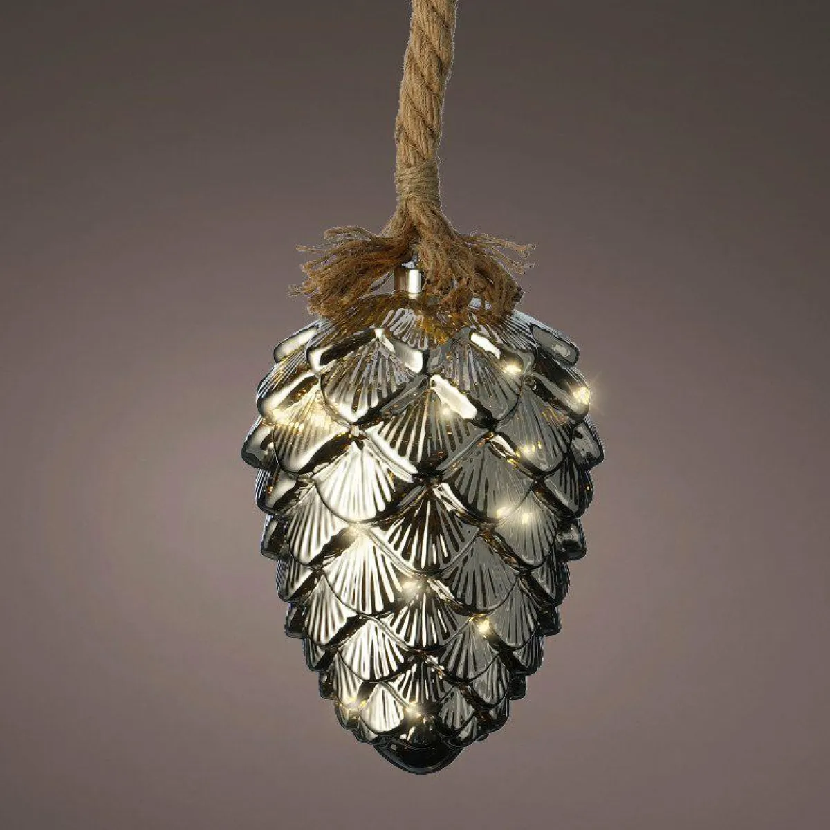 KAEMINGK Pomme de pin lumineuse à piles 15 LED (H21 cm) Argent et Blanc chaud Clearance